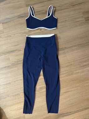 Abercrombie Navy Blue Athletic Leggings and Bra Set with White Trim
